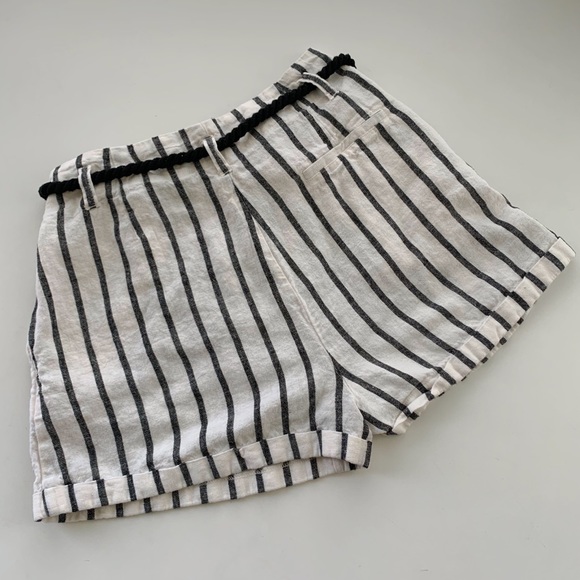 Forever 21 Striped Paper Bag Shorts w/ Belt - Picture 2 of 5